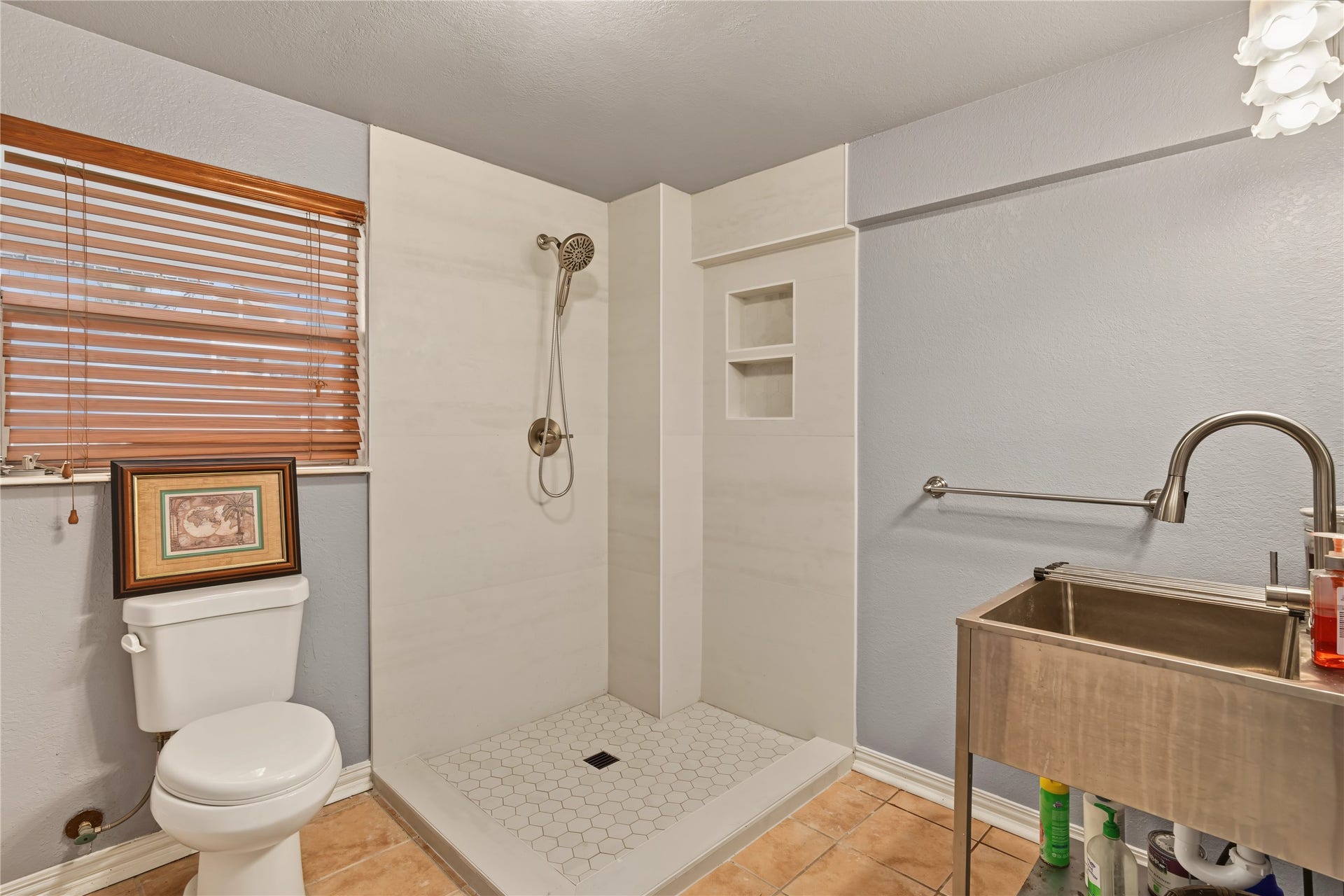 1 N Pelican Street, La Marque, TX 77568 1 N Pelican Street, La Marque, TX 77568
