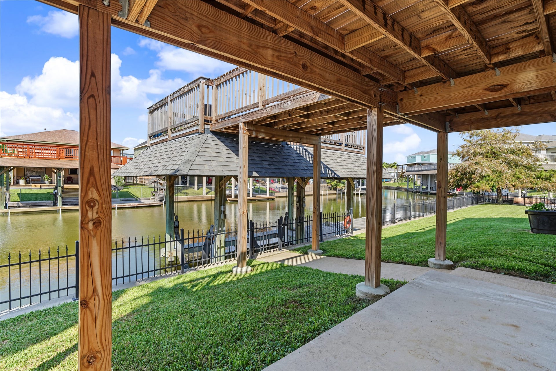 1 N Pelican Street, La Marque, TX 77568 1 N Pelican Street, La Marque, TX 77568
