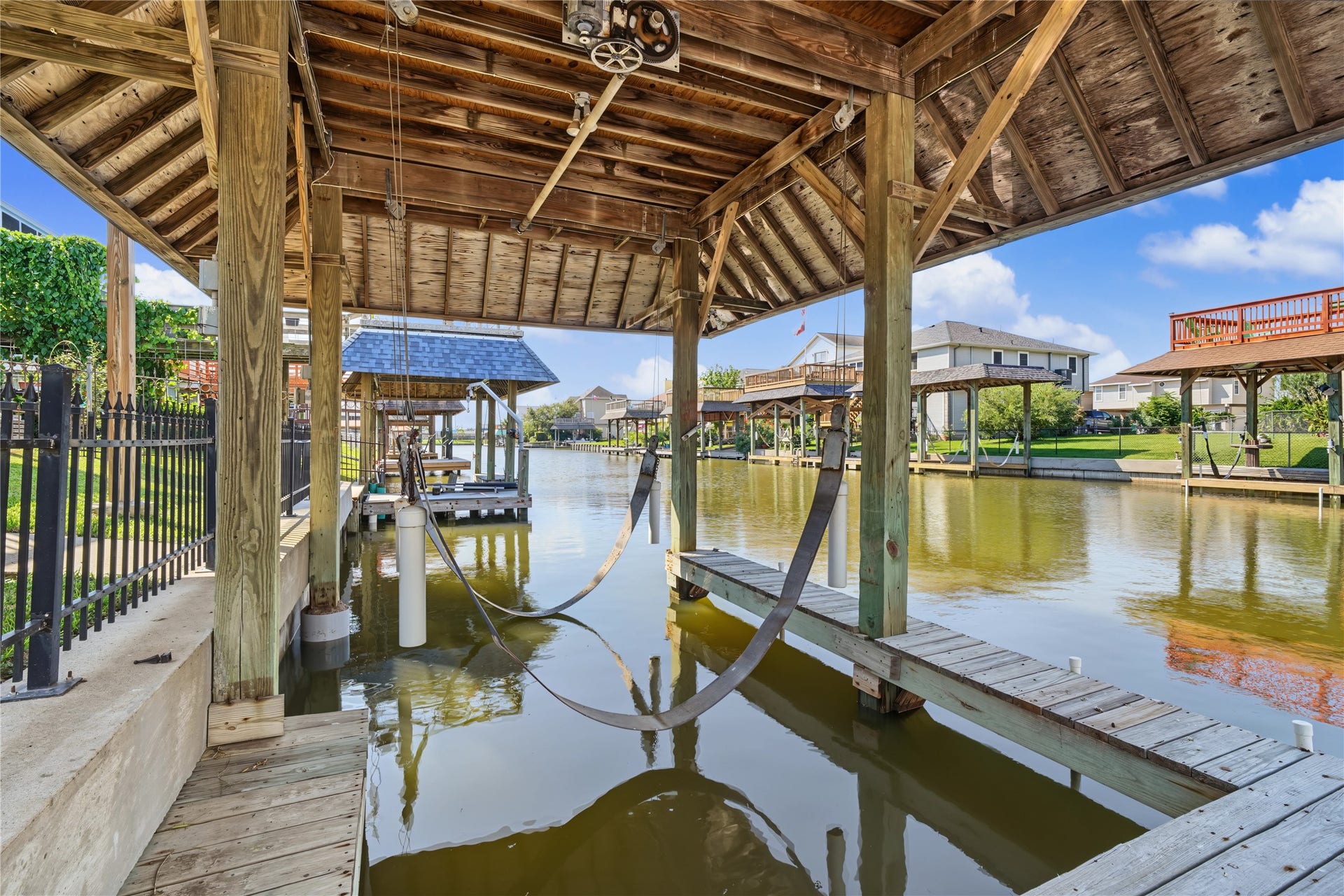 1 N Pelican Street, La Marque, TX 77568 1 N Pelican Street, La Marque, TX 77568