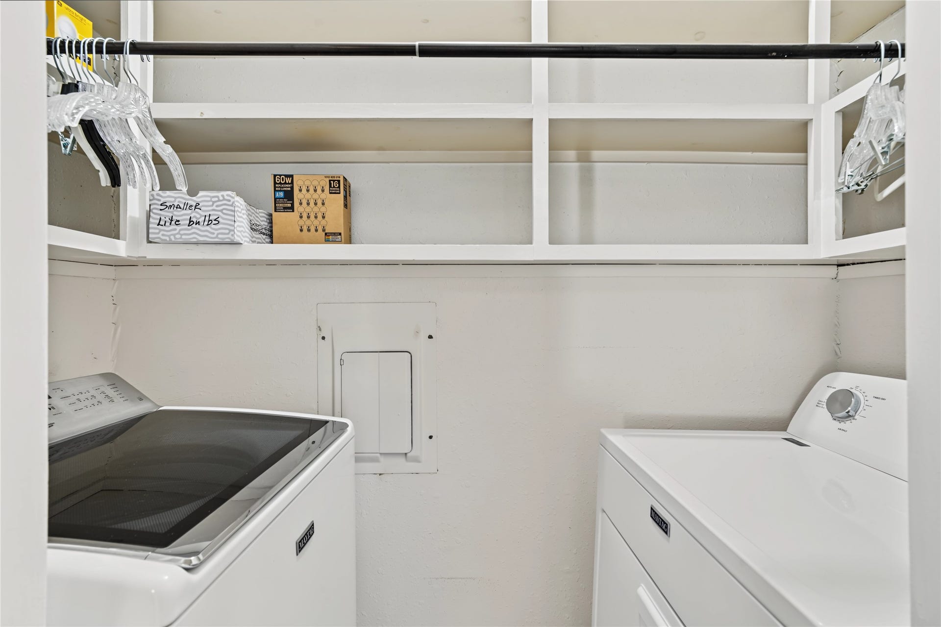 1 N Pelican Street, La Marque, TX 77568 1 N Pelican Street, La Marque, TX 77568