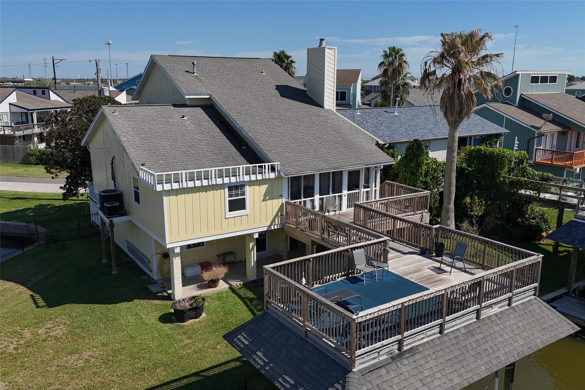 1 N Pelican Street, La Marque, TX 77568 1 N Pelican Street, La Marque, TX 77568