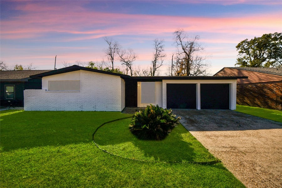 Property photo for 3727 Prudence Drive, Houston, TX