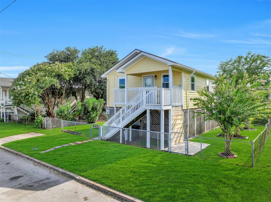 Property photo for 1801 55th Street, Galveston, TX