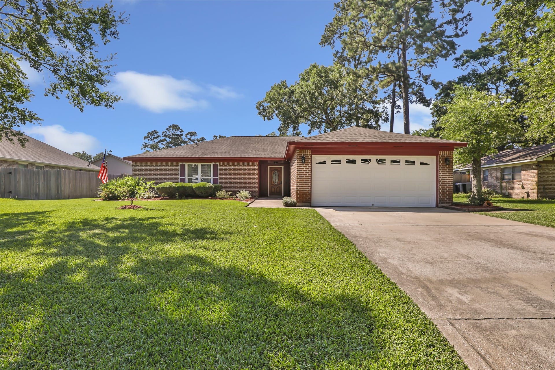 16307 Spinnaker Drive, Crosby, TX 77532