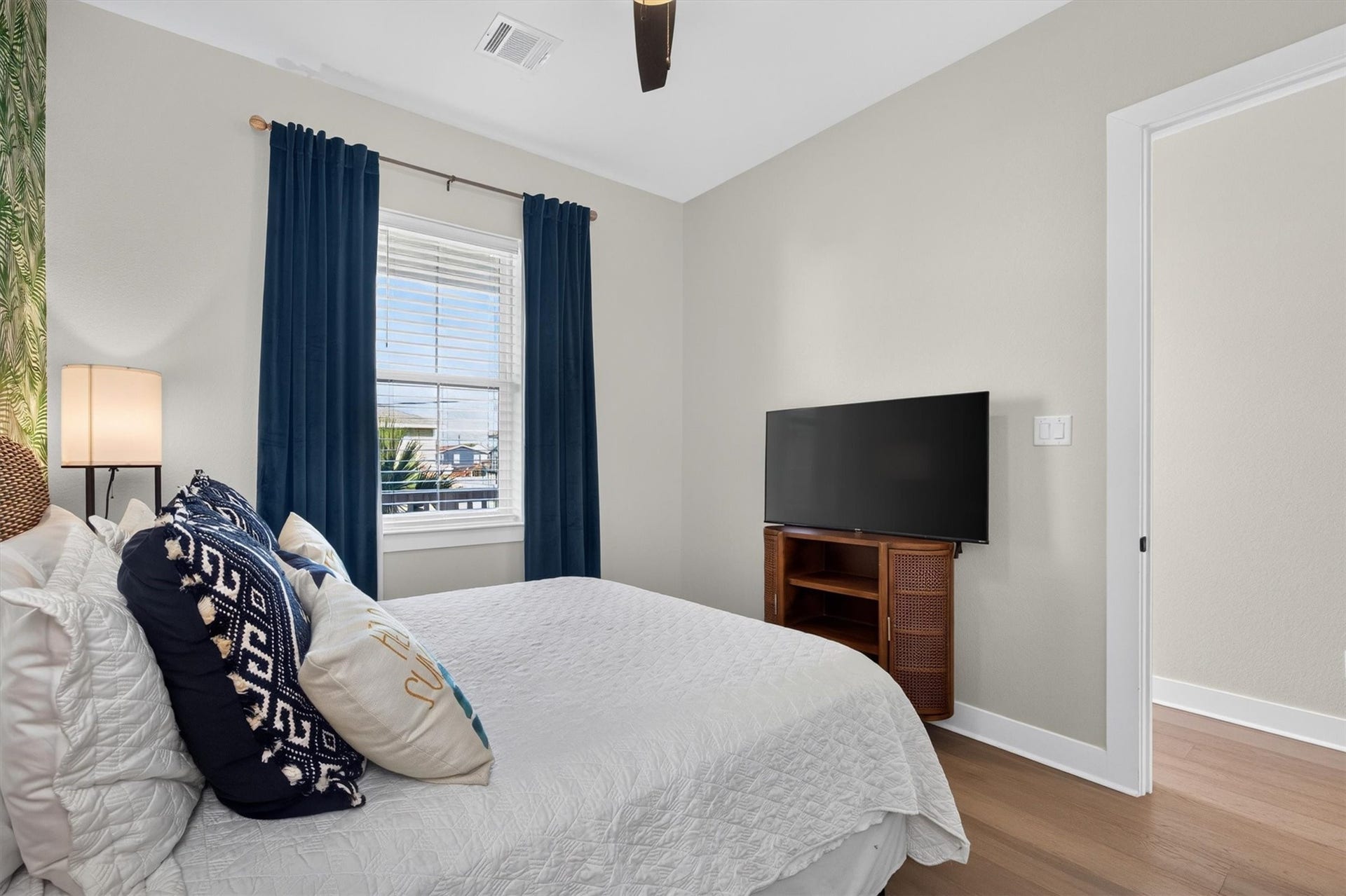 4207 Kent Drive, Galveston, TX 77554 4207 Kent Drive, Galveston, TX 77554