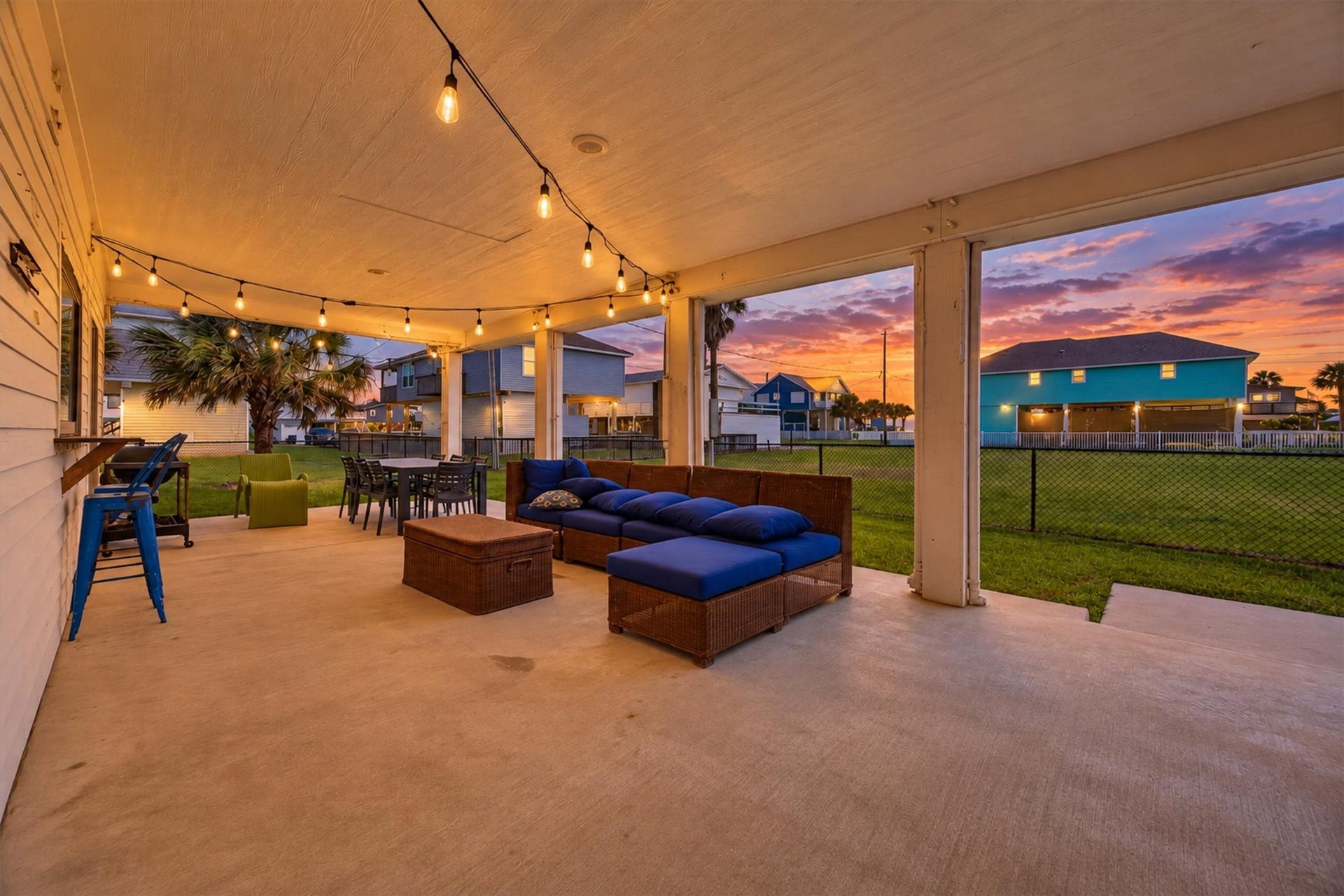 4207 Kent Drive, Galveston, TX 77554 4207 Kent Drive, Galveston, TX 77554