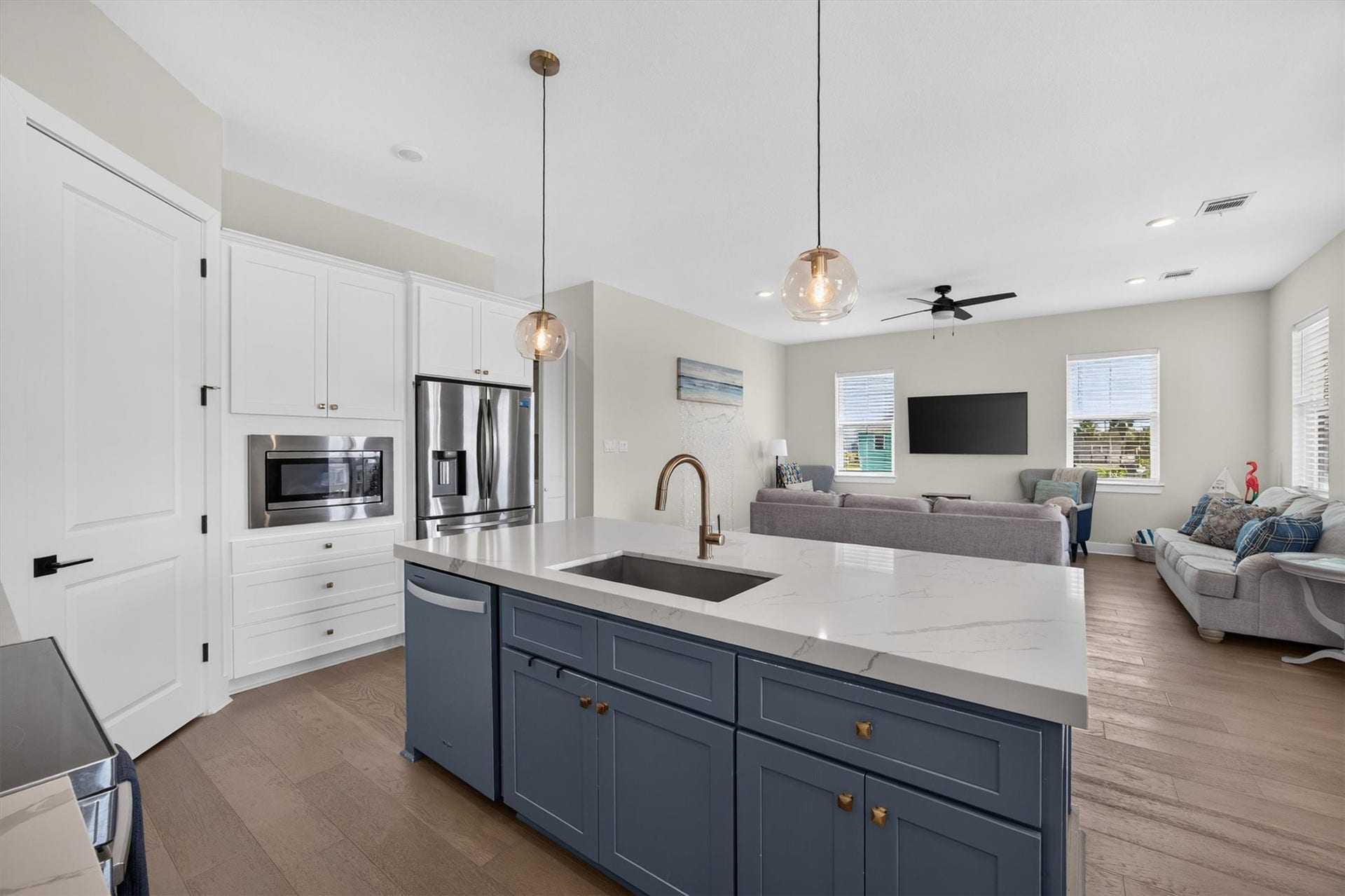 4207 Kent Drive, Galveston, TX 77554 4207 Kent Drive, Galveston, TX 77554