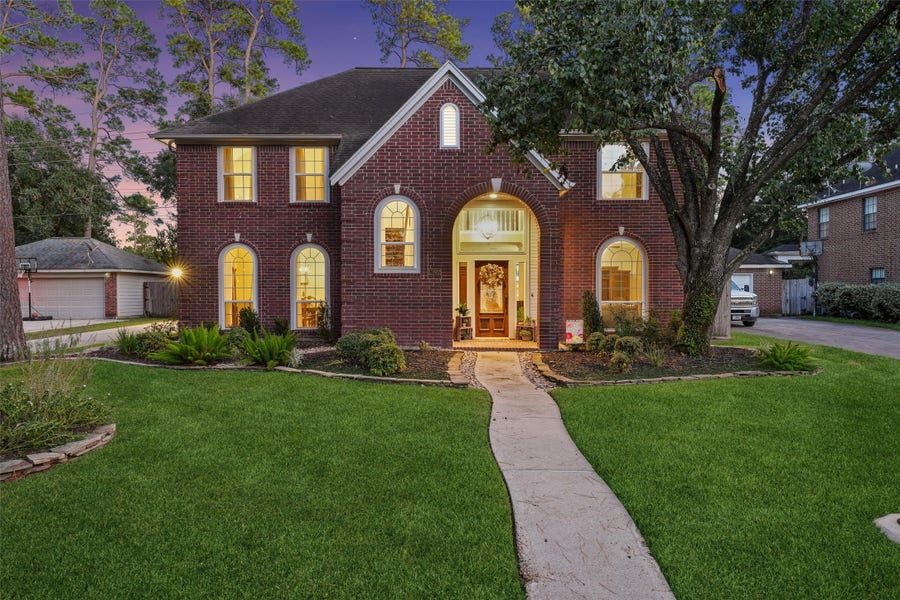 Property photo for 13807 Meadow Sweet Drive, Cypress, TX