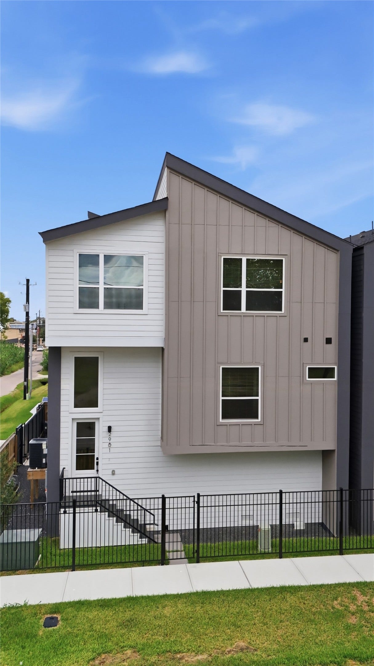 2961 - 2959 Delafield Street, Houston, TX 77023