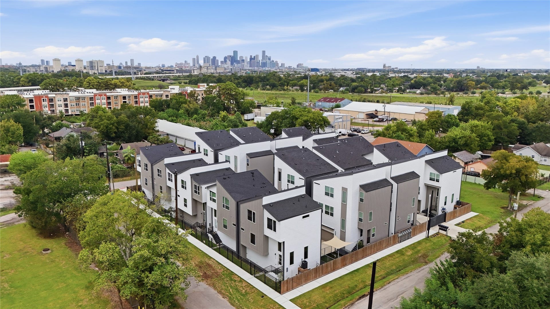 2961 - 2959 Delafield Street, Houston, TX 77023