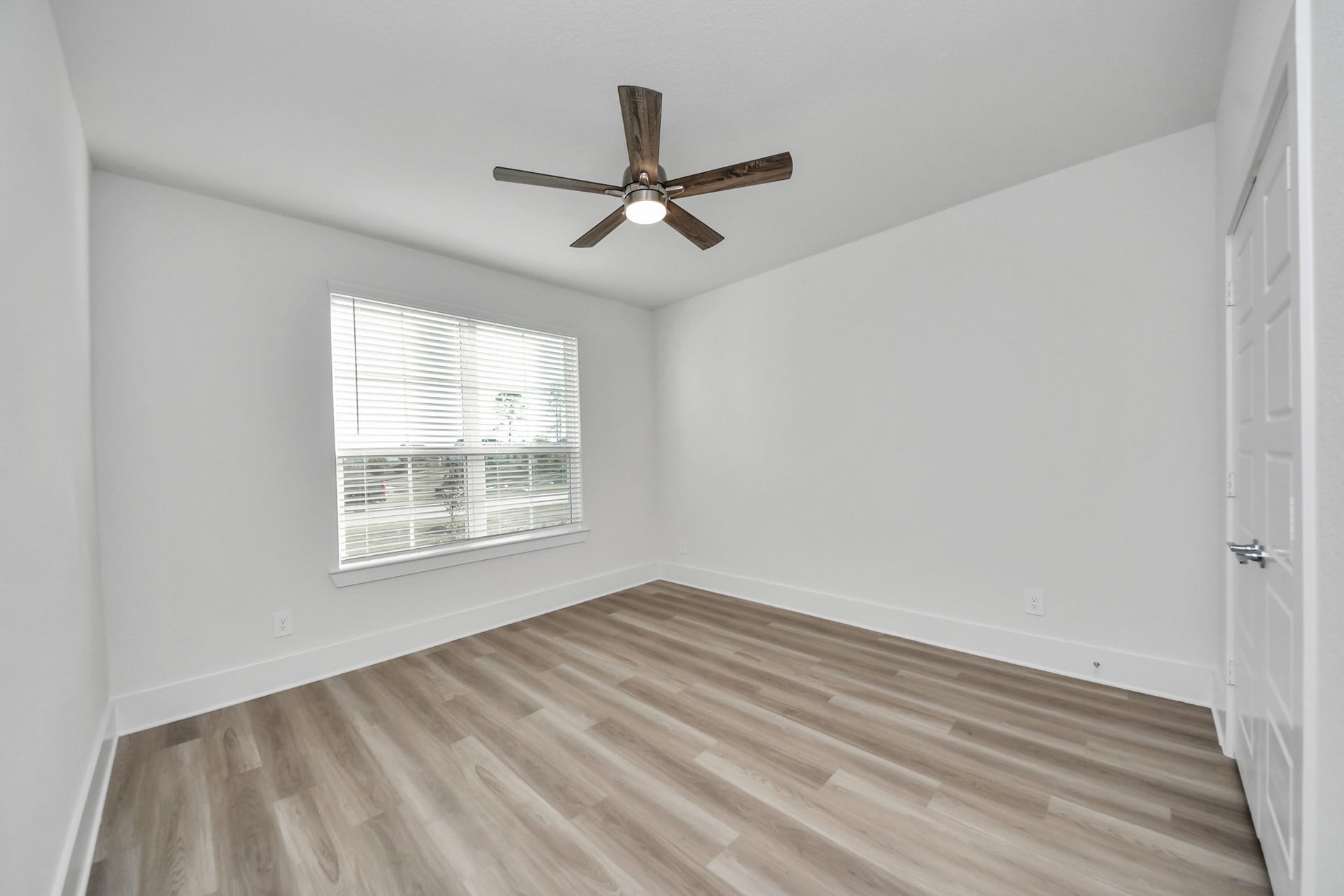 20910 Holm Oak Way, Tomball, TX 77447 20910 Holm Oak Way, Tomball, TX 77447