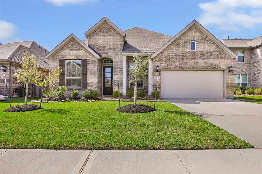 Property photo for 9423 Pelican Cliff Court, Houston, TX