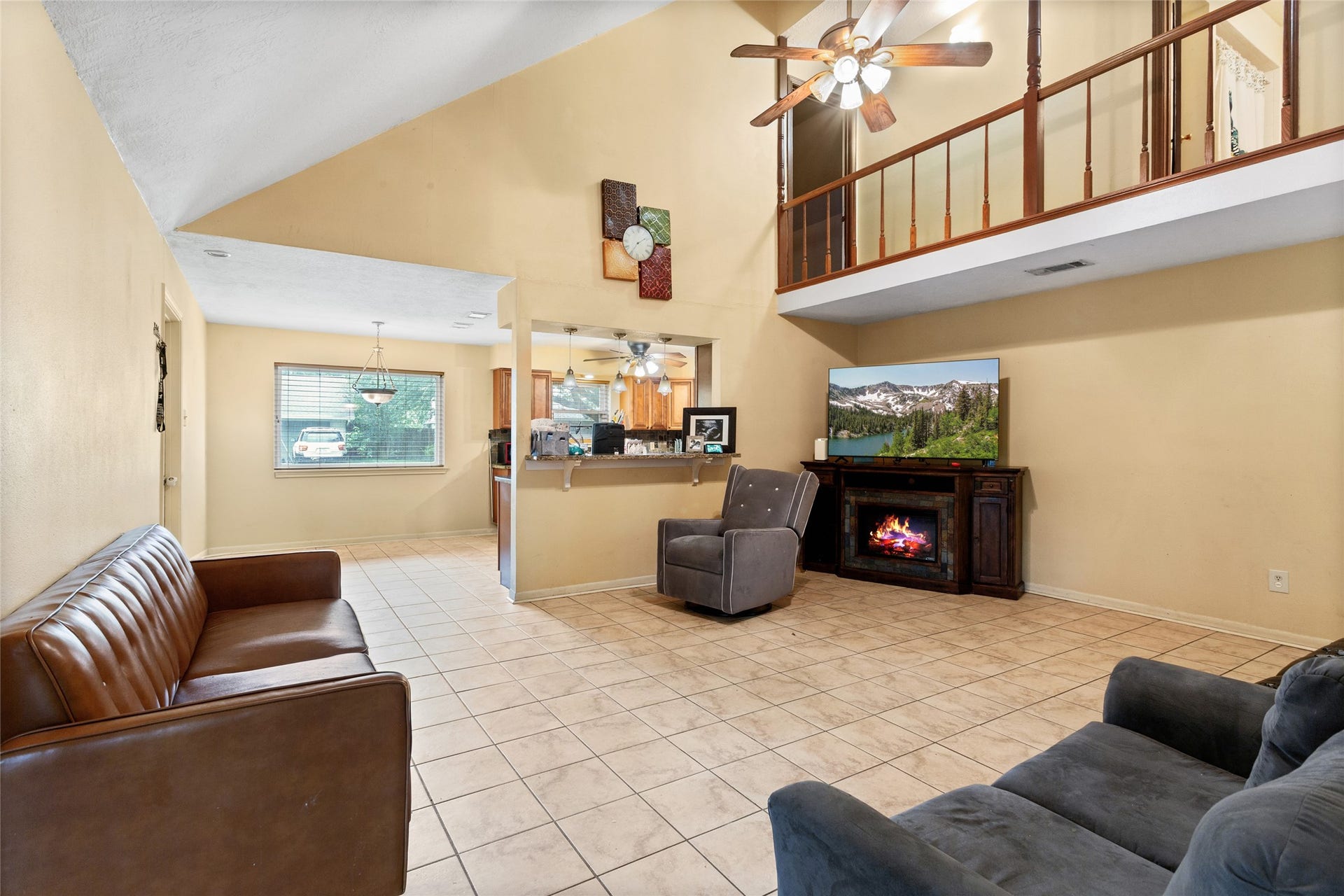 5000 Cedar Creek Drive, Dickinson, TX 77539 5000 Cedar Creek Drive, Dickinson, TX 77539