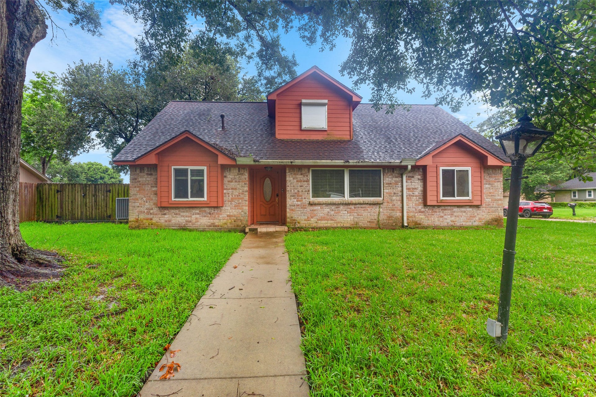 5000 Cedar Creek Drive, Dickinson, TX 77539 5000 Cedar Creek Drive, Dickinson, TX 77539