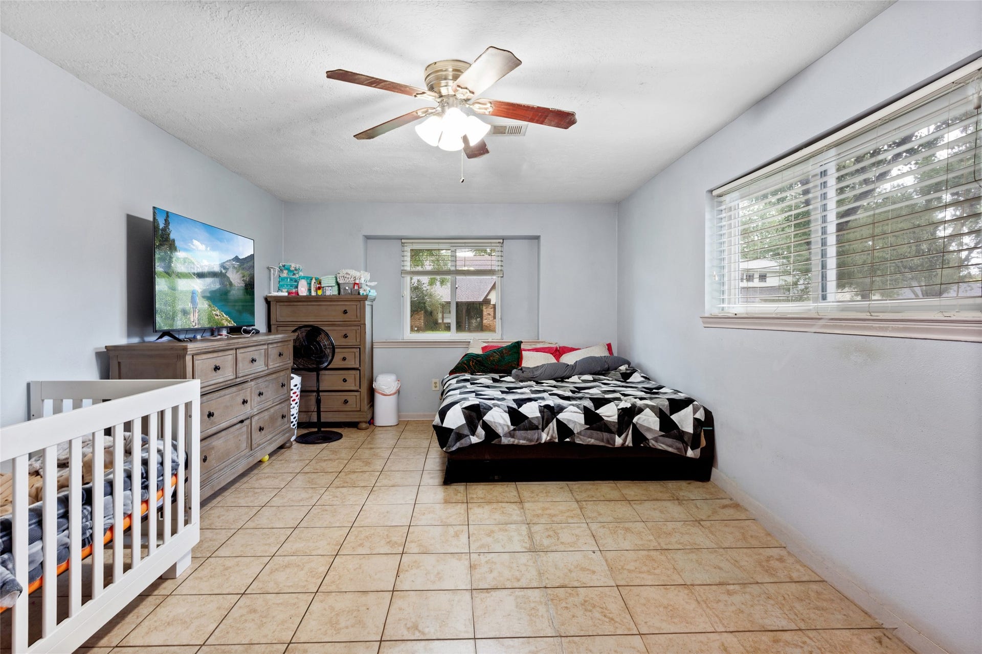 5000 Cedar Creek Drive, Dickinson, TX 77539 5000 Cedar Creek Drive, Dickinson, TX 77539