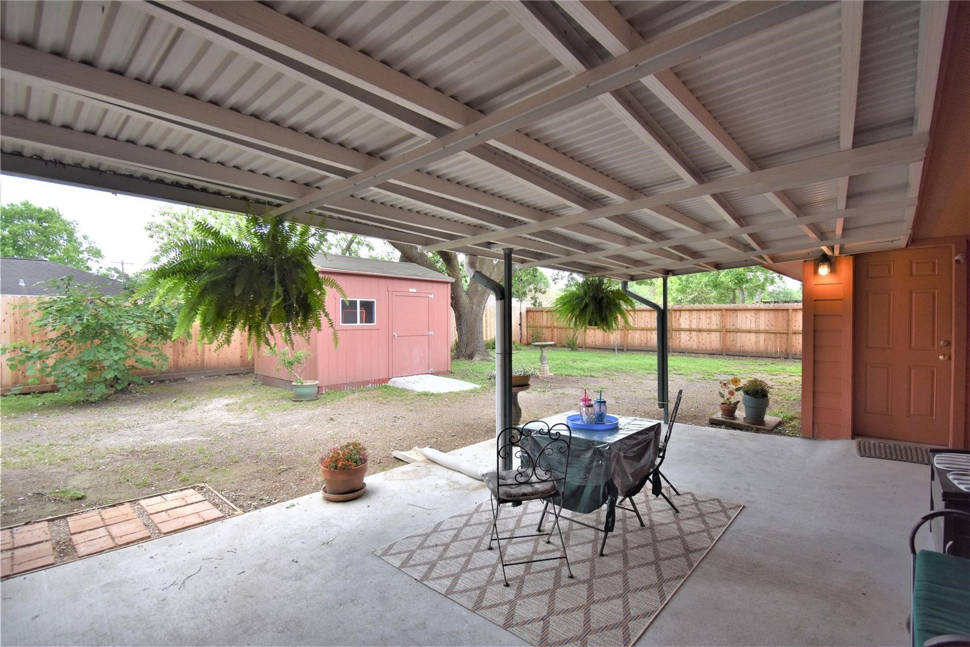 5000 Cedar Creek Drive, Dickinson, TX 77539 5000 Cedar Creek Drive, Dickinson, TX 77539