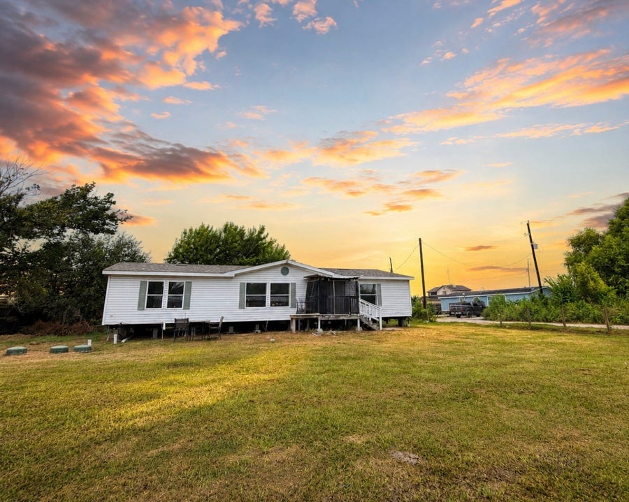 Property photo for 1722 Dolores Street, Rosharon, TX