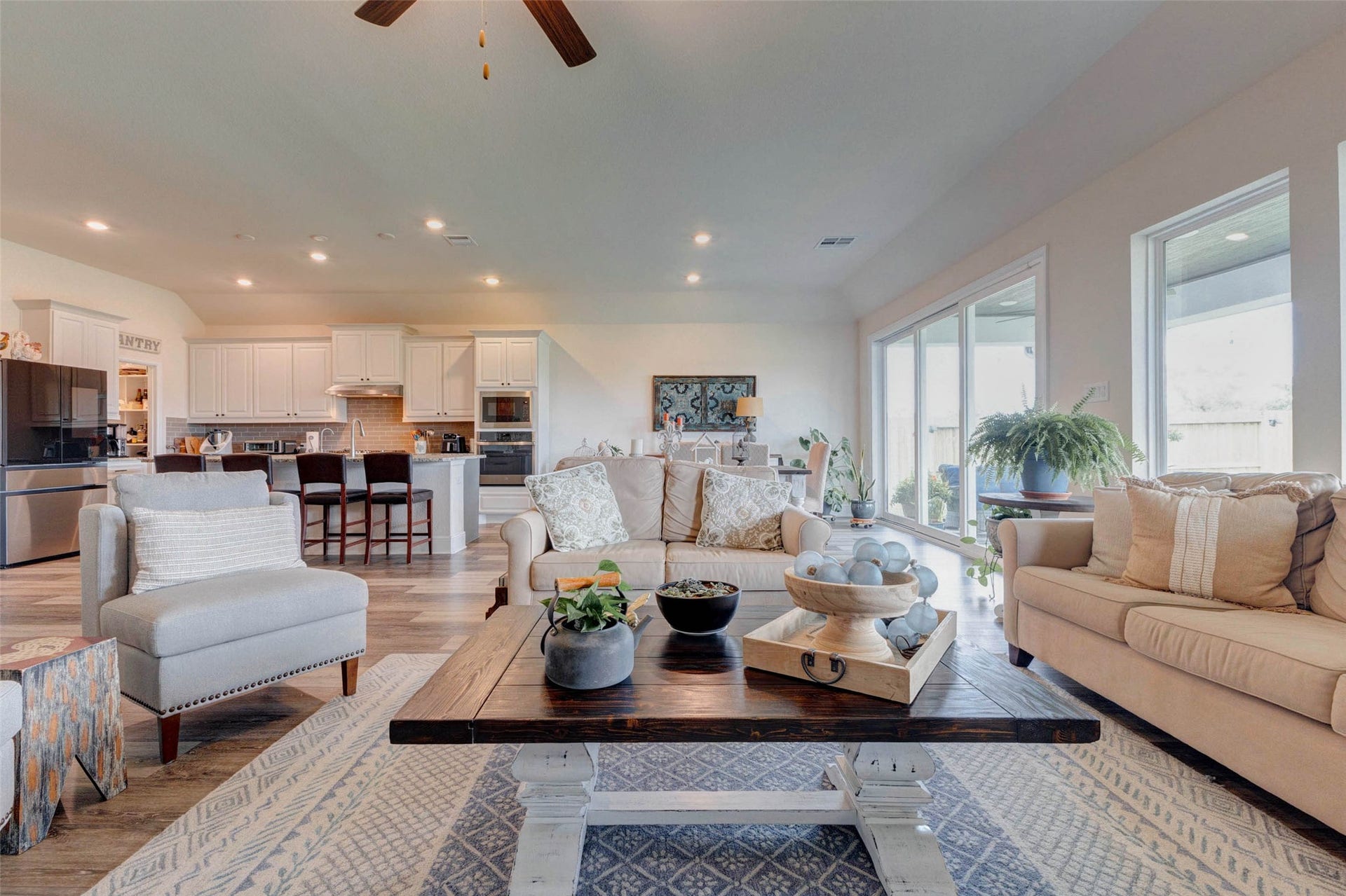 1818 Regent Mill Drive, Missouri City, TX 77459