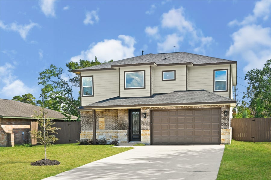Property photo for 7607 Woodsman Trail, Houston, TX