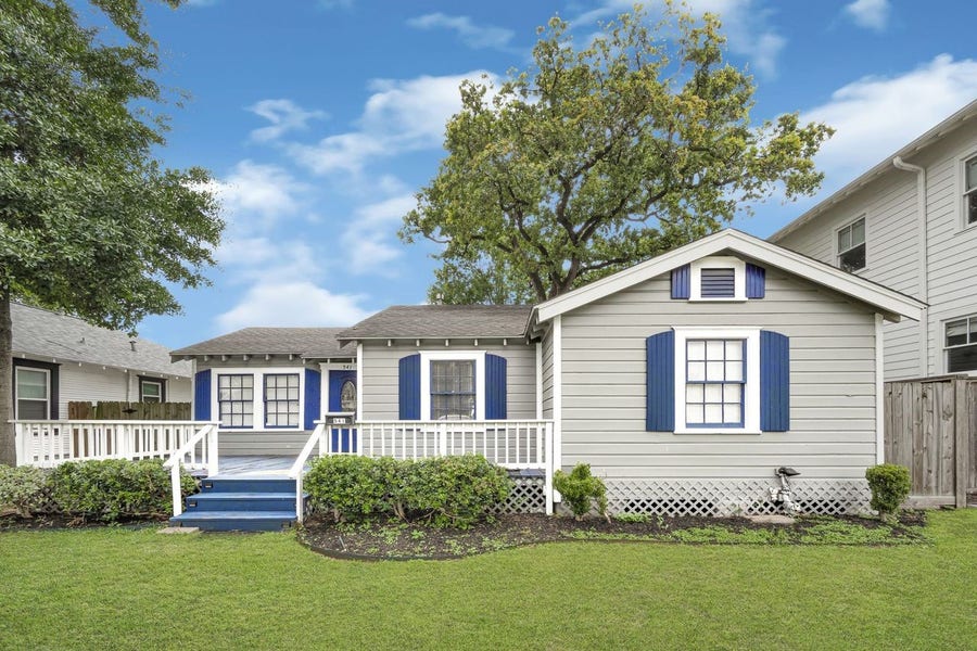 Property photo for 541 W 18th Street, Houston, TX