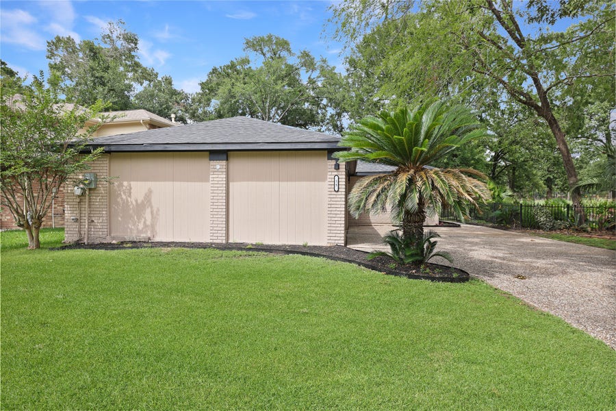 Property photo for 15 Presidio Road, Montgomery, TX