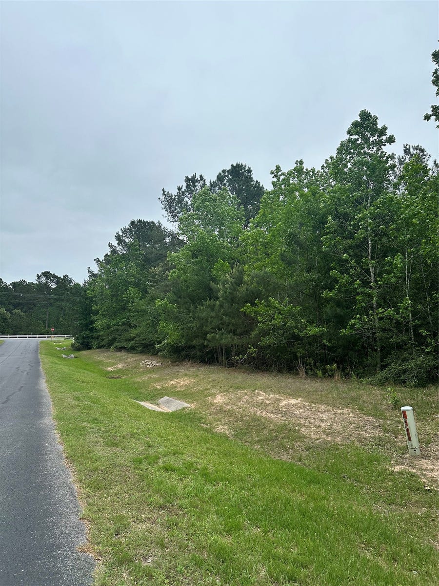 Property photo for 28117 Horse Shoe Lane Lane, Waller, TX