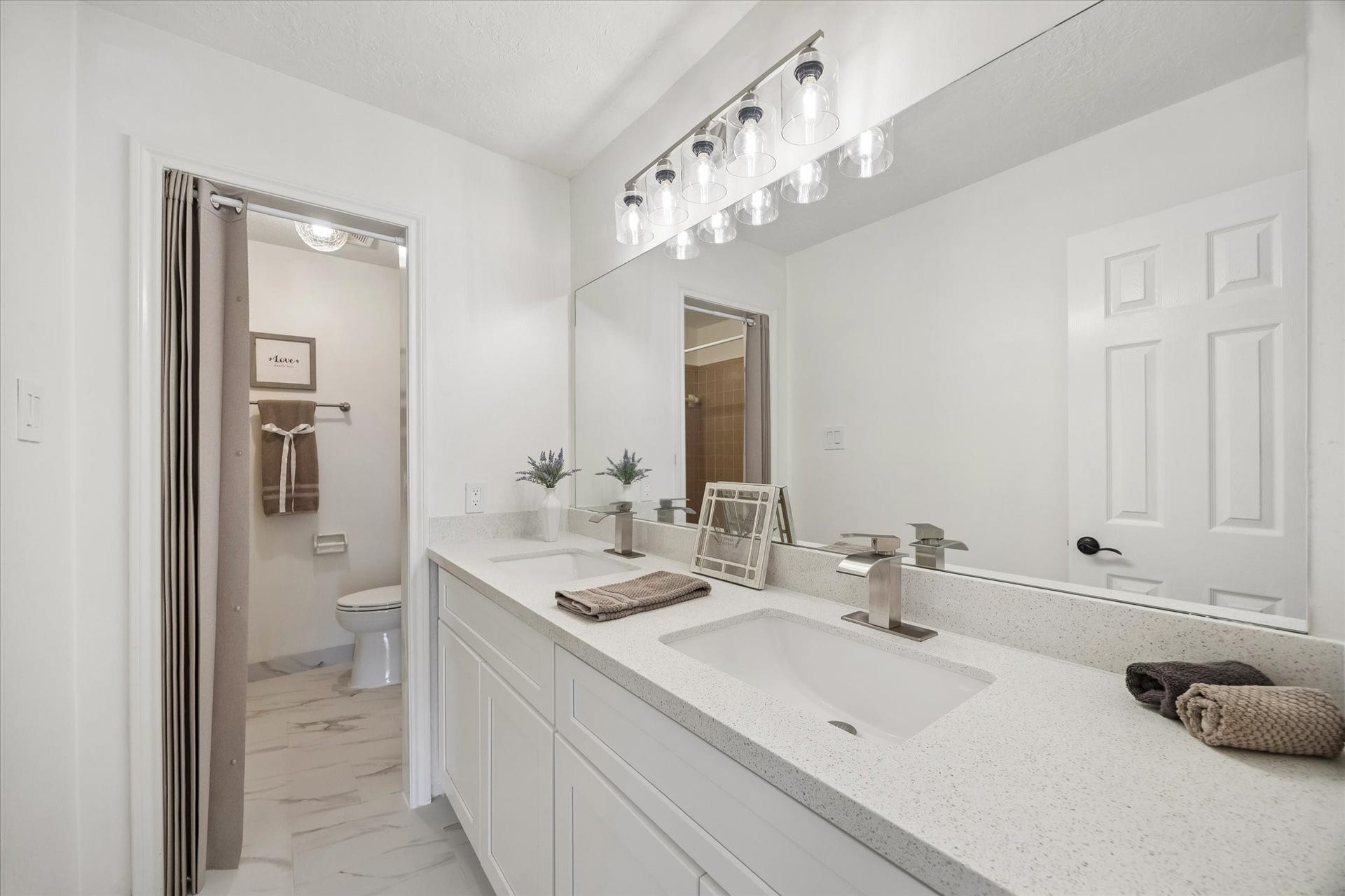 110 Shadow Wood Drive, Sugar Land, TX 77498 Newly renovated bathroom with private shower/tub combo, long double vanity and plenty of storage
