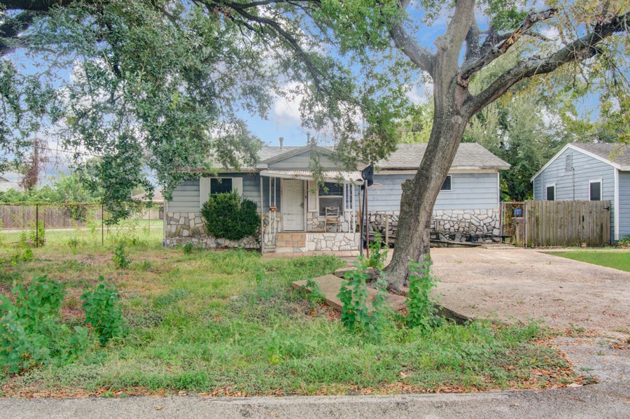 Property photo for 162 Calloway Street, Houston, TX