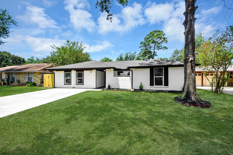 Property photo for 6314 Silver Chalice Drive, Houston, TX