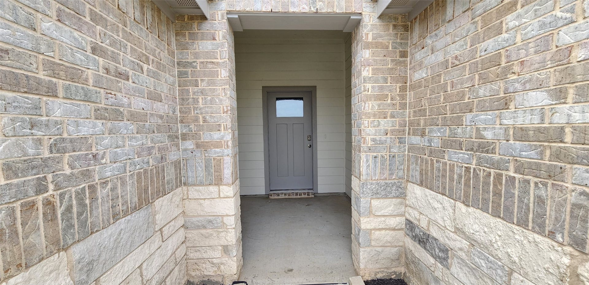 3318 Boothby Bay Lane, Fulshear, TX 77441 Front porch