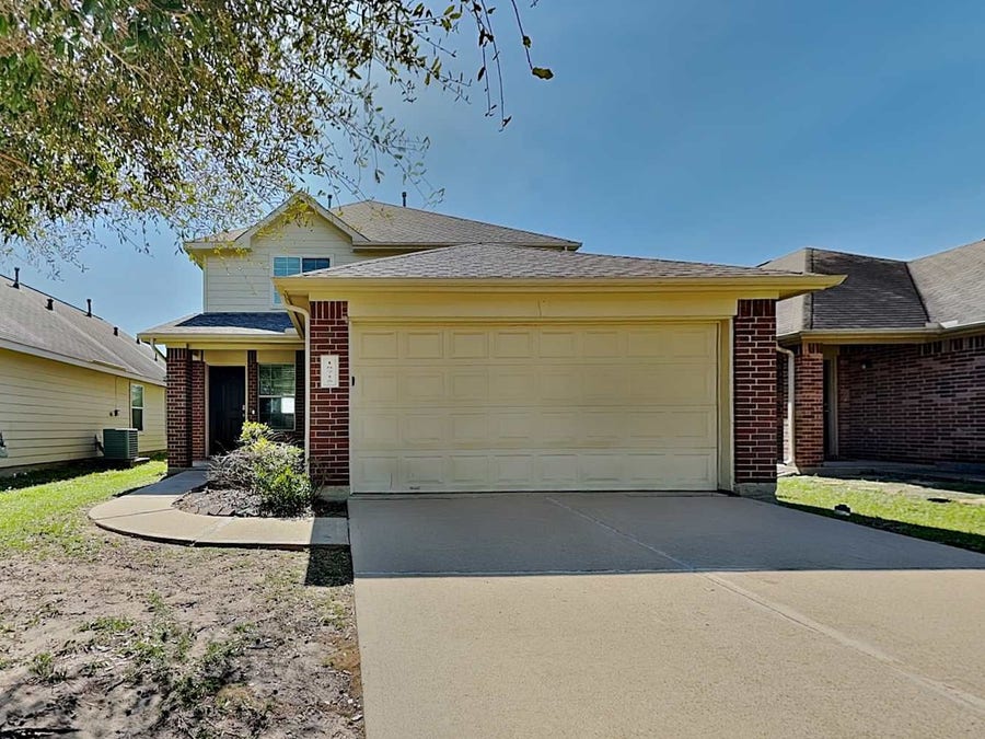 Property photo for 18715 Dennington Drive, Katy, TX