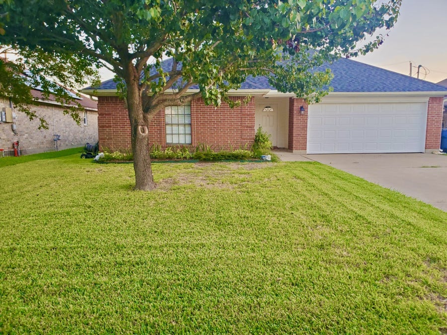 Property photo for 2927 30th Avenue N, Texas City, TX