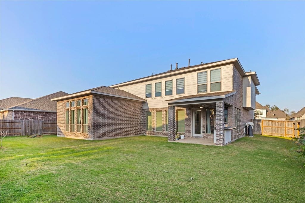 4823 Parkgate Avenue, Fulshear, TX 77441