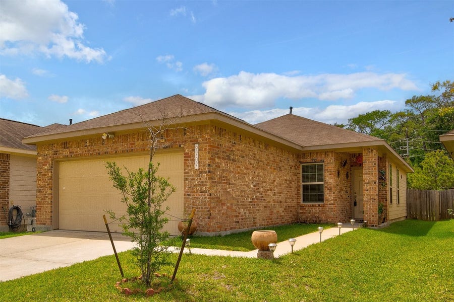 Property photo for 9707 Vanessa Glen Court, Houston, TX