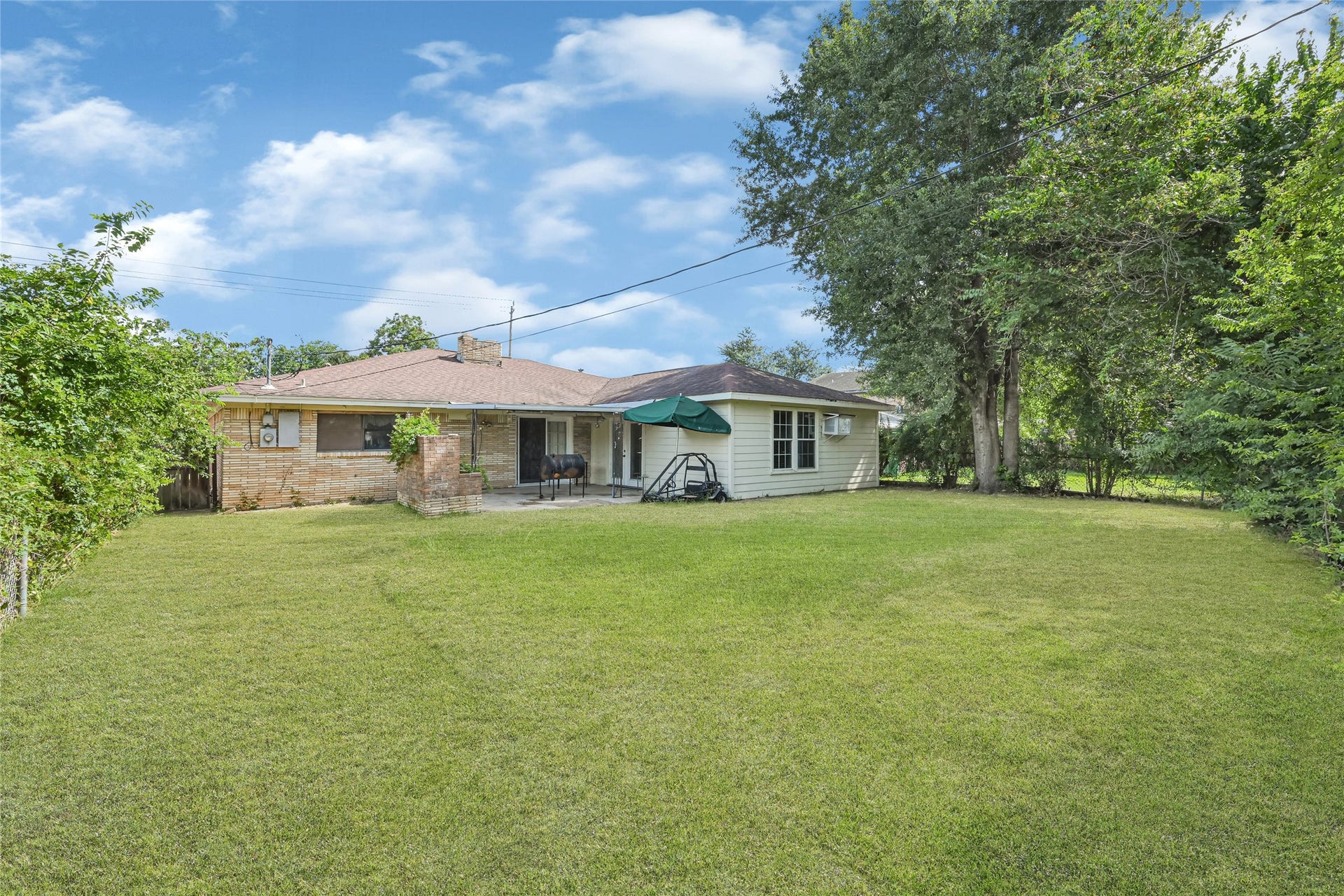709 Queens Road, Pasadena, TX 77502 709 Queens Road, Pasadena, TX 77502
