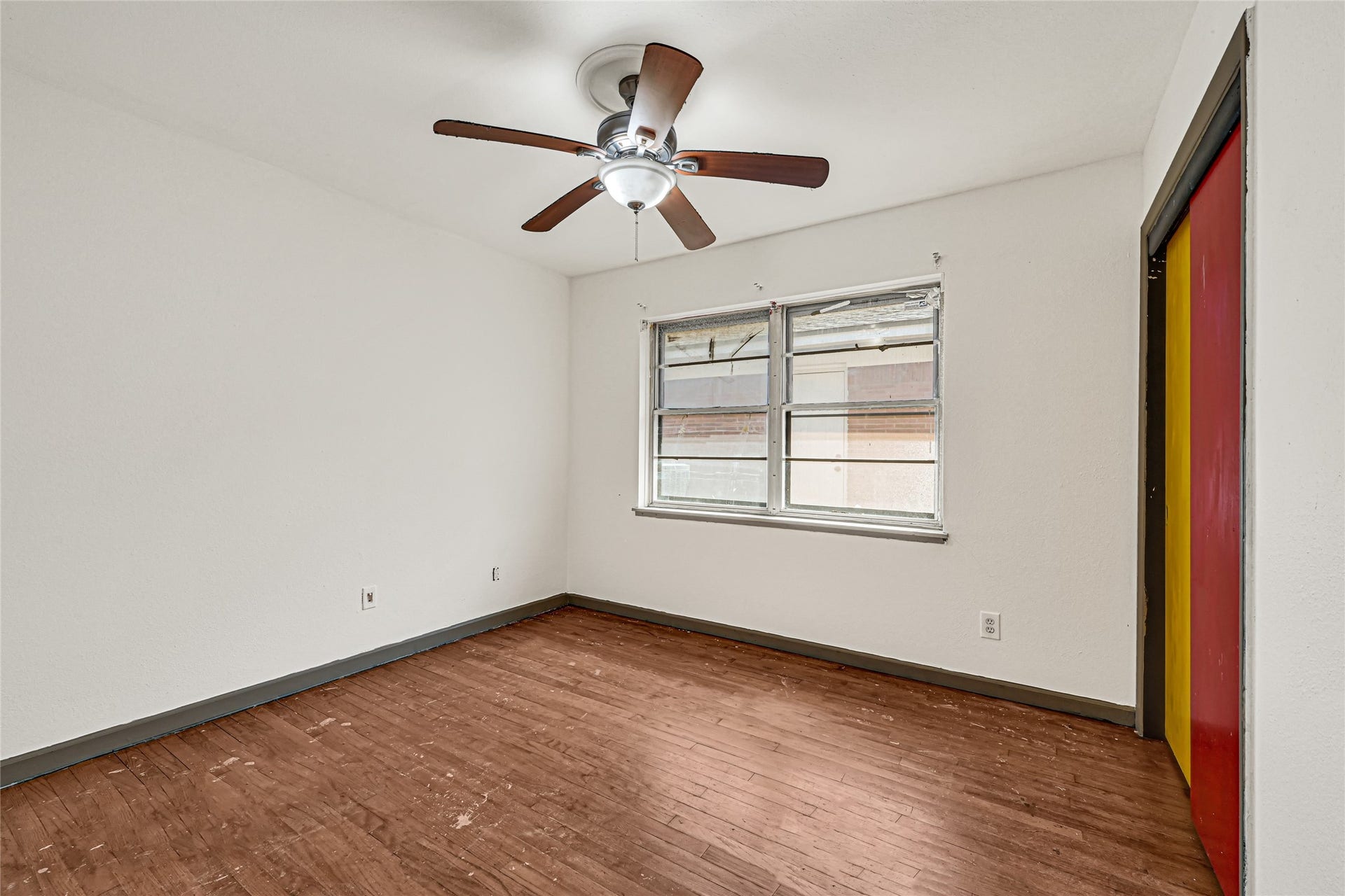 709 Queens Road, Pasadena, TX 77502 709 Queens Road, Pasadena, TX 77502
