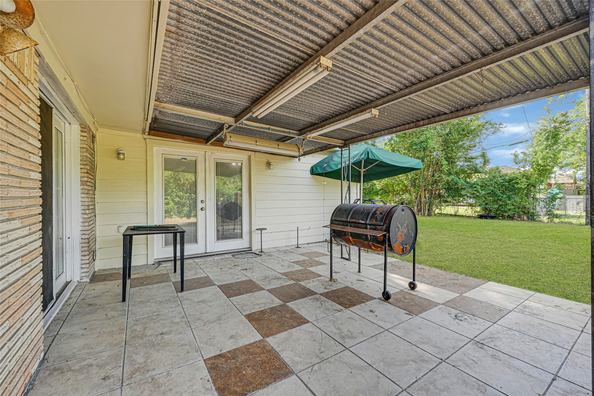 709 Queens Road, Pasadena, TX 77502 709 Queens Road, Pasadena, TX 77502