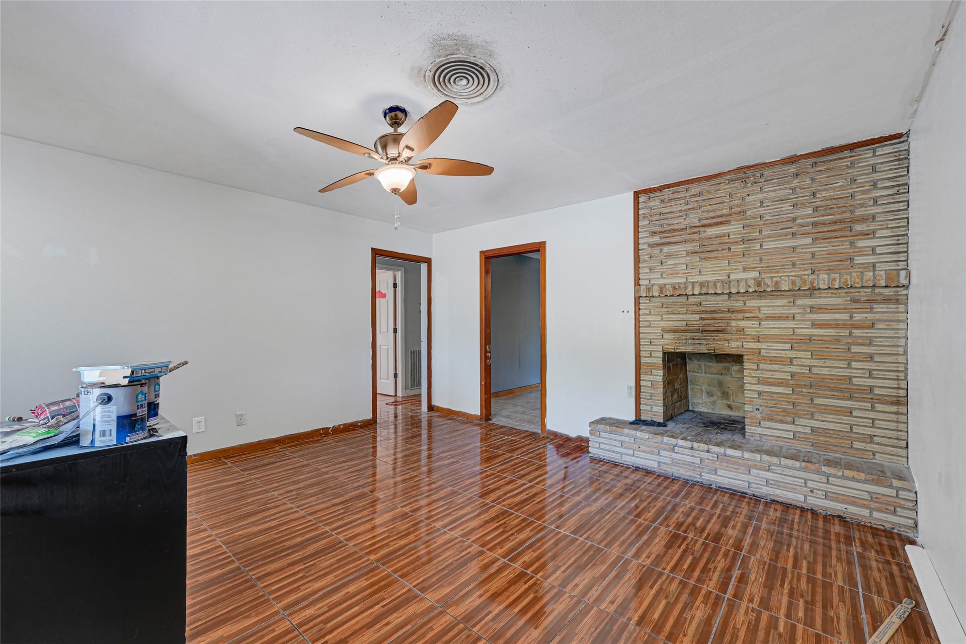 709 Queens Road, Pasadena, TX 77502 709 Queens Road, Pasadena, TX 77502