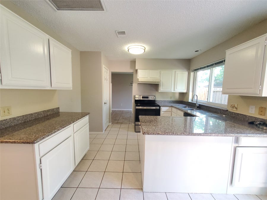 Property photo for 3323 Green Fields Drive, Sugar Land, TX