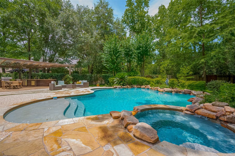 Property photo for 7 Peaceful Canyon Court, The Woodlands, TX