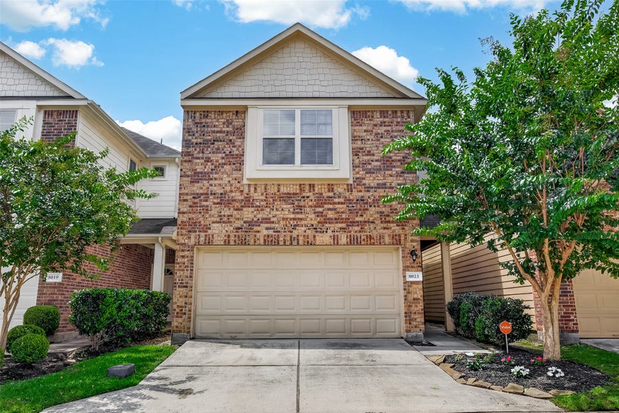 Property photo for 8023 Villa De Norte Street, Houston, TX