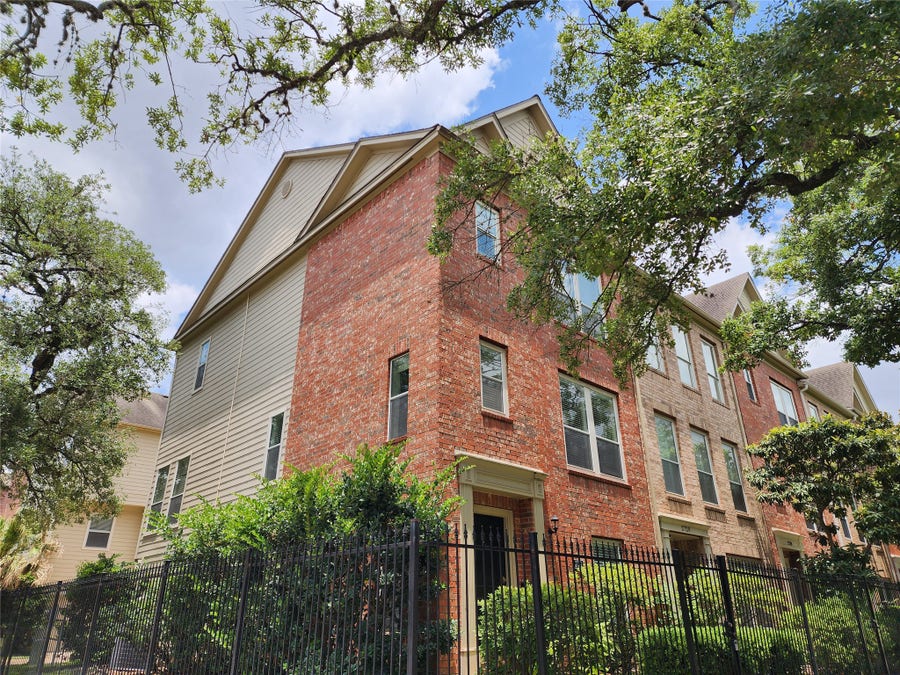 Property photo for 2722 Crawford Street, Houston, TX