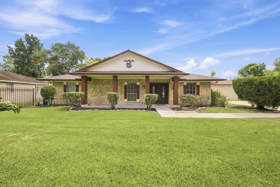 Property photo for 2314 Verhalen Avenue, Houston, TX