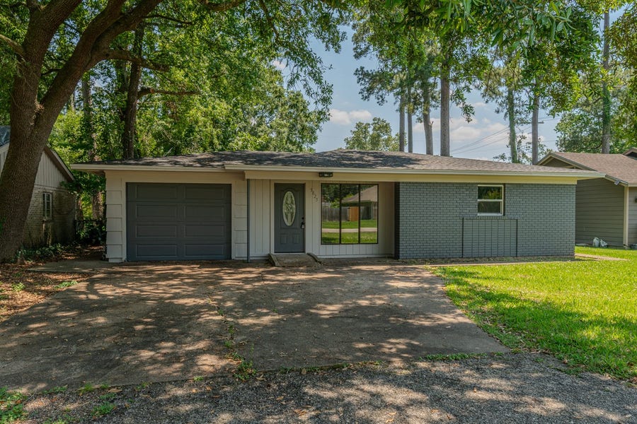 Property photo for 3825 Buckingham Row, Beaumont, TX