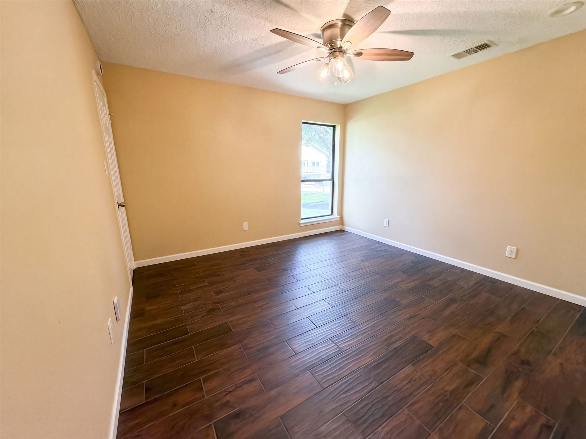63 April Wind Drive S, Conroe, TX 77356 63 April Wind Drive S, Conroe, TX 77356