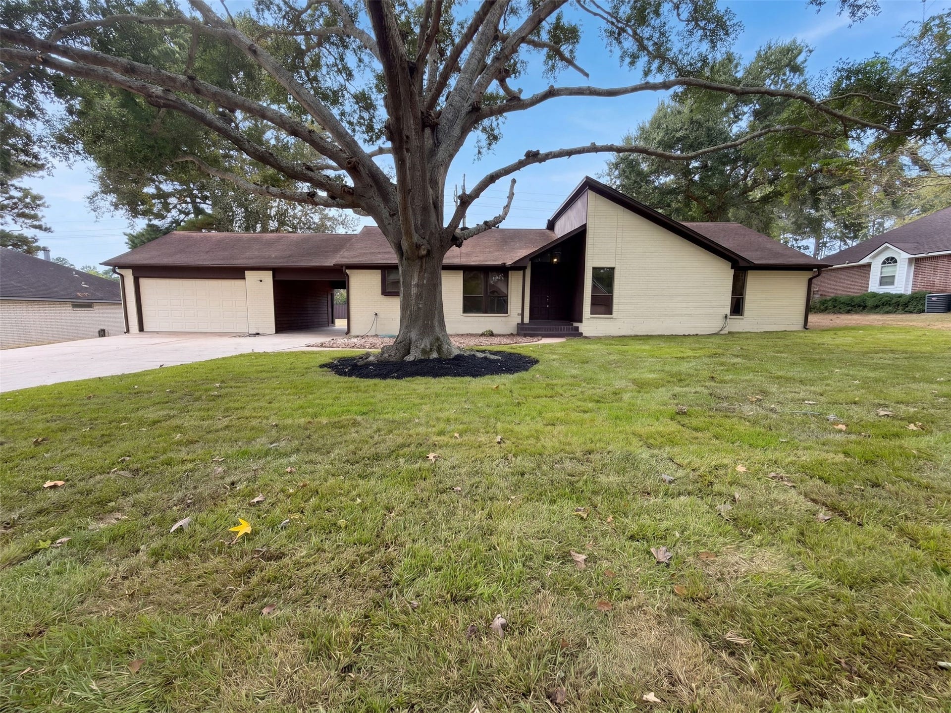 63 April Wind Drive S, Conroe, TX 77356 63 April Wind Drive S, Conroe, TX 77356