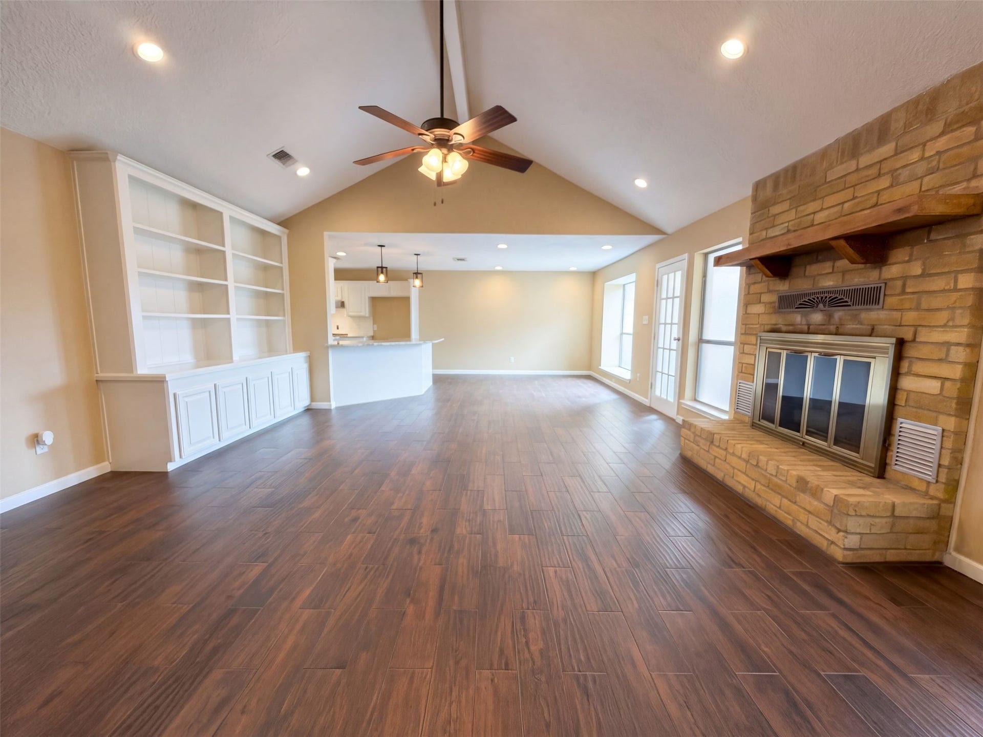 63 April Wind Drive S, Conroe, TX 77356 63 April Wind Drive S, Conroe, TX 77356