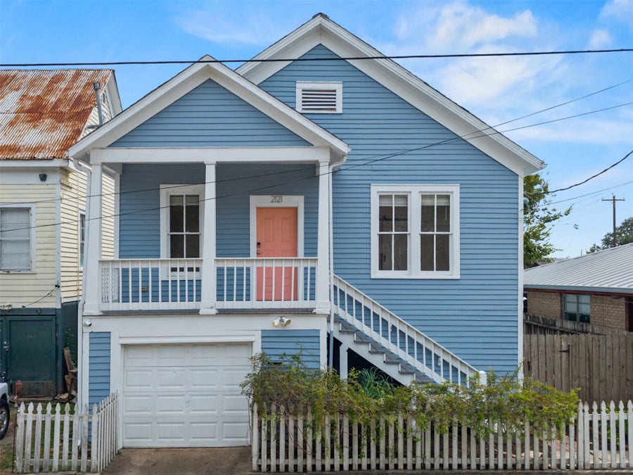 Property photo for 2121 Ursuline Street, Galveston, TX