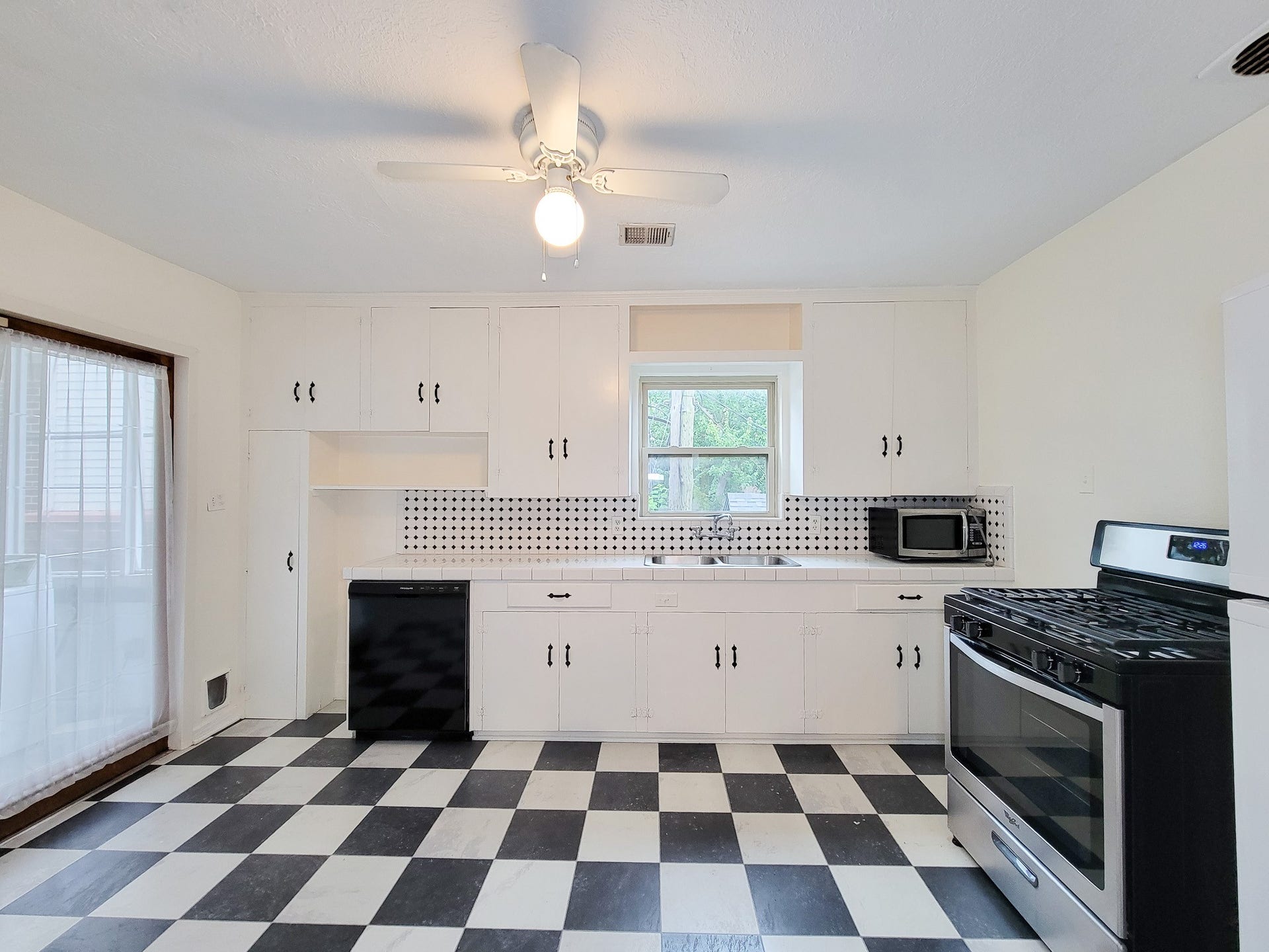 2249 Branard Street, Houston, TX 77098