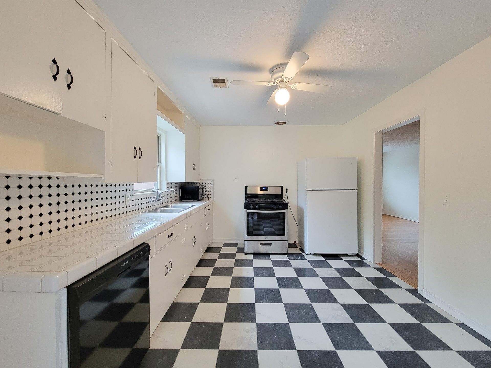 2249 Branard Street, Houston, TX 77098